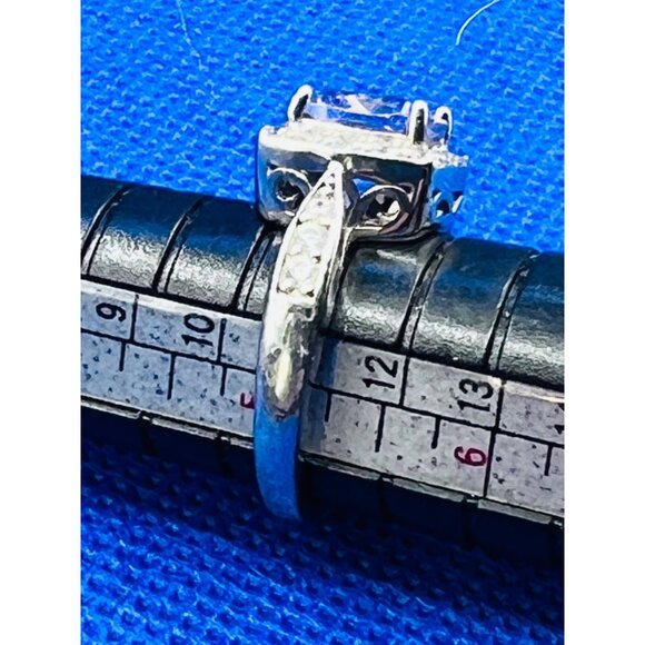 Lavender gemstone Ring, size 5, NWOT .925 sterling silver band - Picture 3 of 7